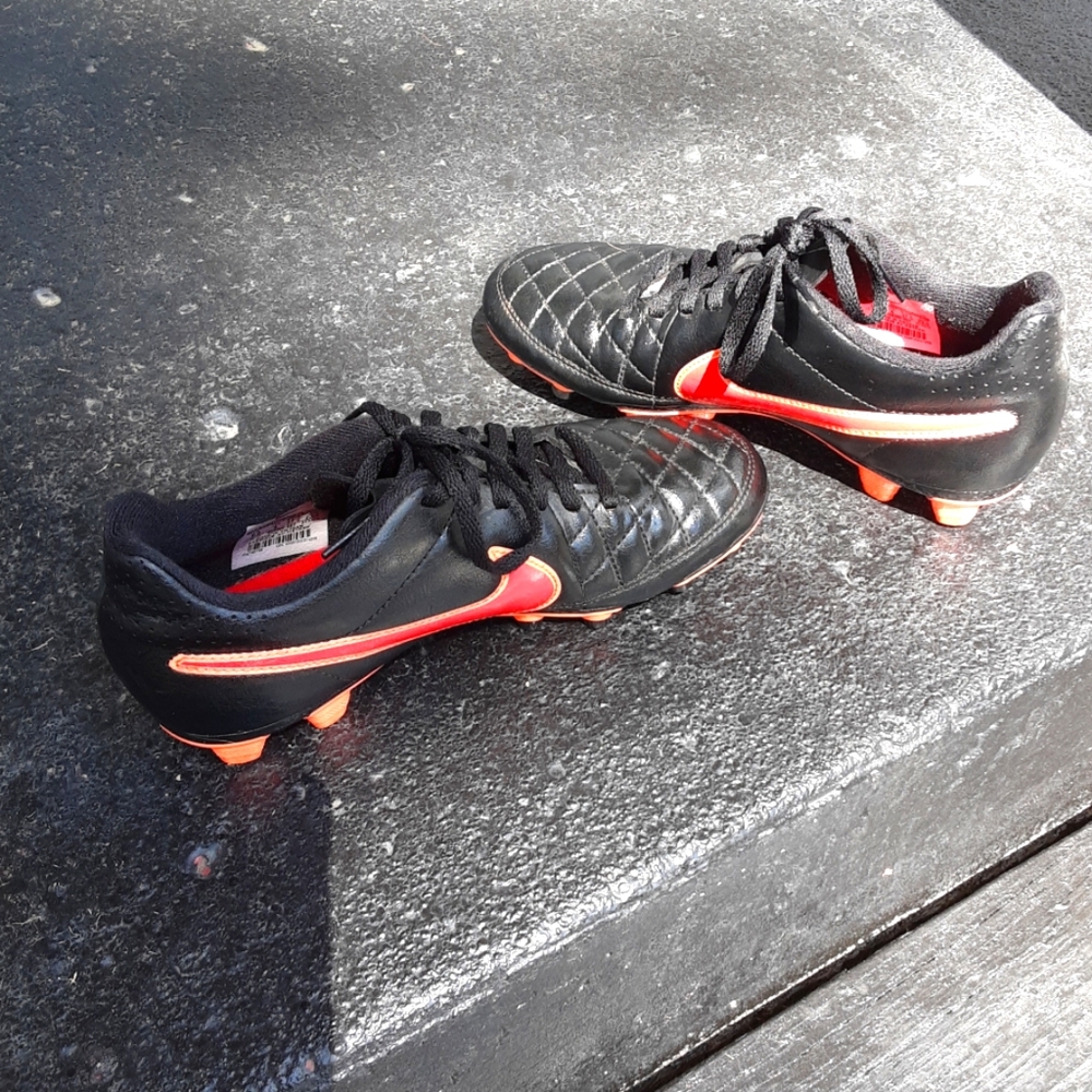 Nike Black and Red Athletic Soccer Cleats